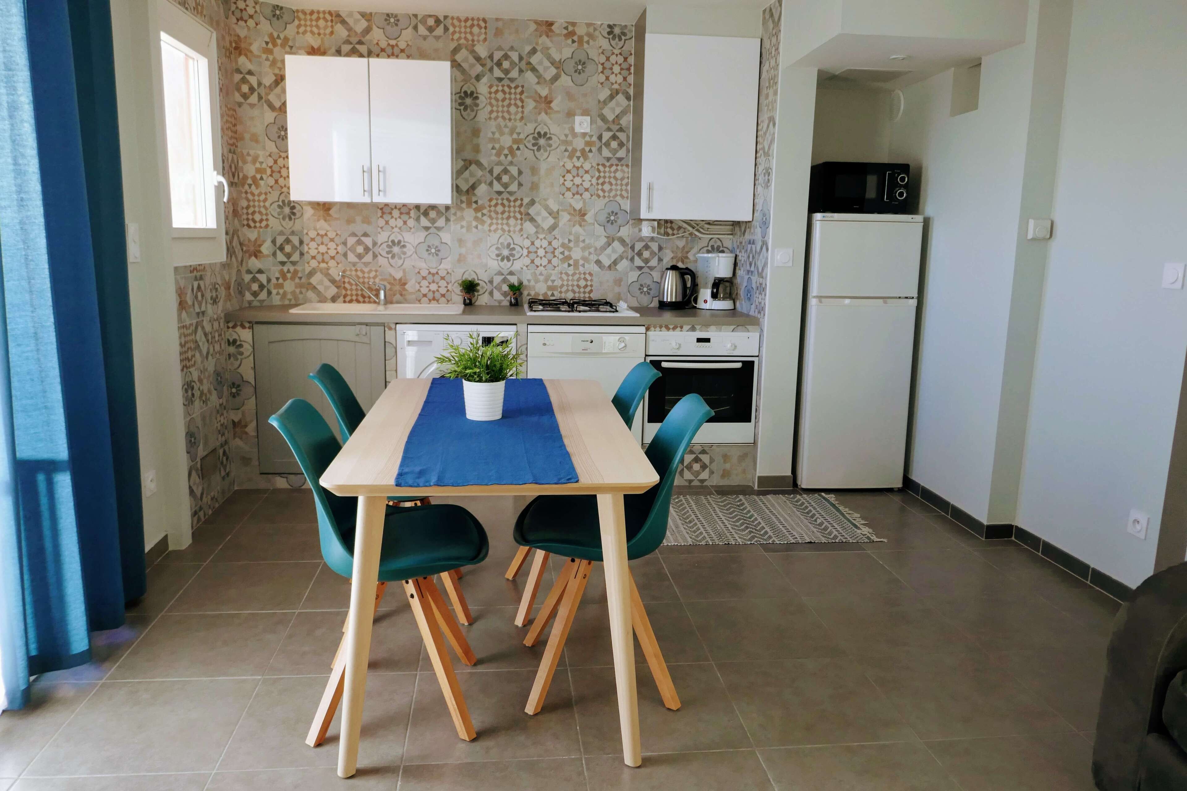 apartment | private kitchen | toaster