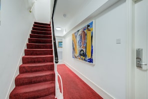 Staircase - Admiral Hotel at Park Avenue (London)