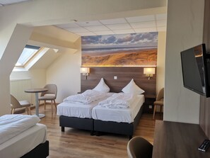 Comfort Quadruple Room