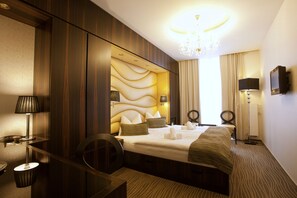 Superior Double or Twin Room, City View | Premium bedding, minibar, in-room safe, desk - Wellness & Spa Hotel Ambiente (Karlovy Vary)