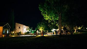 Façade de lâhĂ©bergement - soirĂ©e/nuit