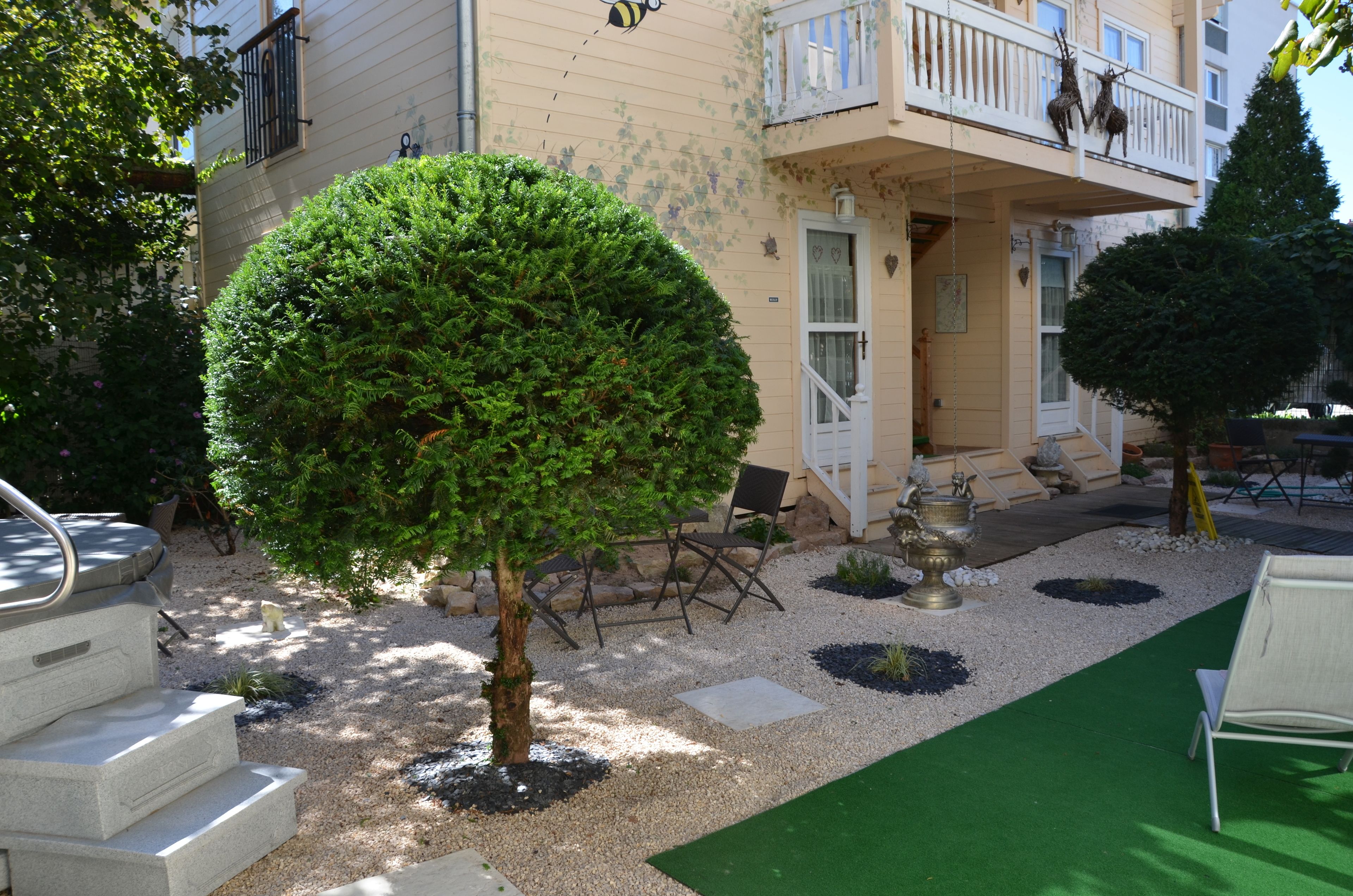 superior double room | garden view