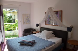 Literie de qualité supérieure, décoration personnalisée