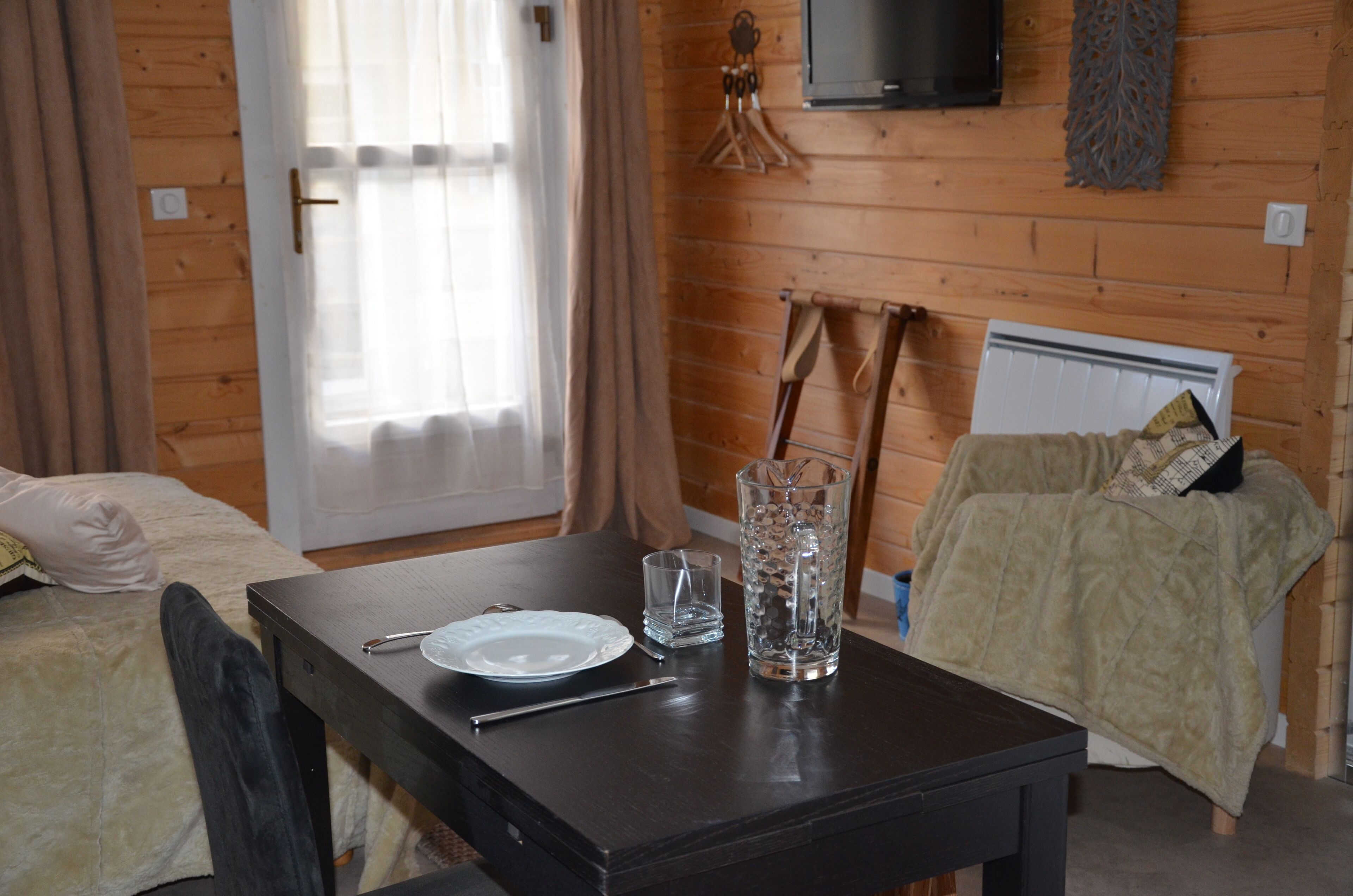 appart studio, 1 double or 2 twin beds | in-room dining