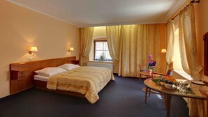 Minibar, in-room safe, desk, iron/ironing board (on request)