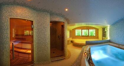 Zámecký hotel Zlatý Orel