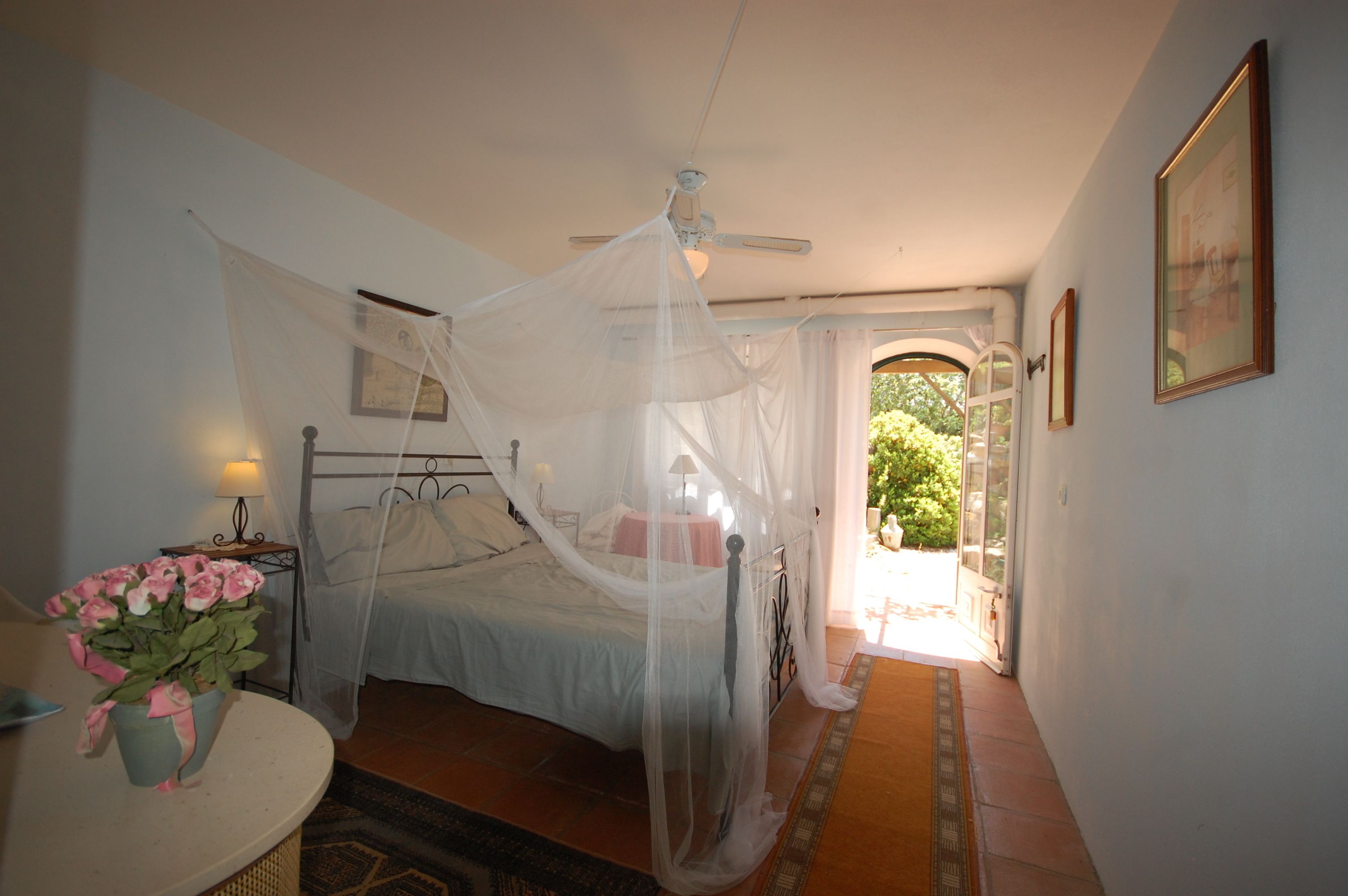 Comfort Apartment, 1 Queen Bed, Pool View