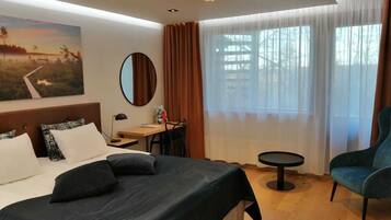 Superior Double Room, 1 Queen Bed | Minibar, desk, blackout drapes, iron/ironing board