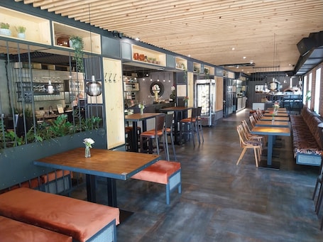 Restaurante. Hotel Fabrica