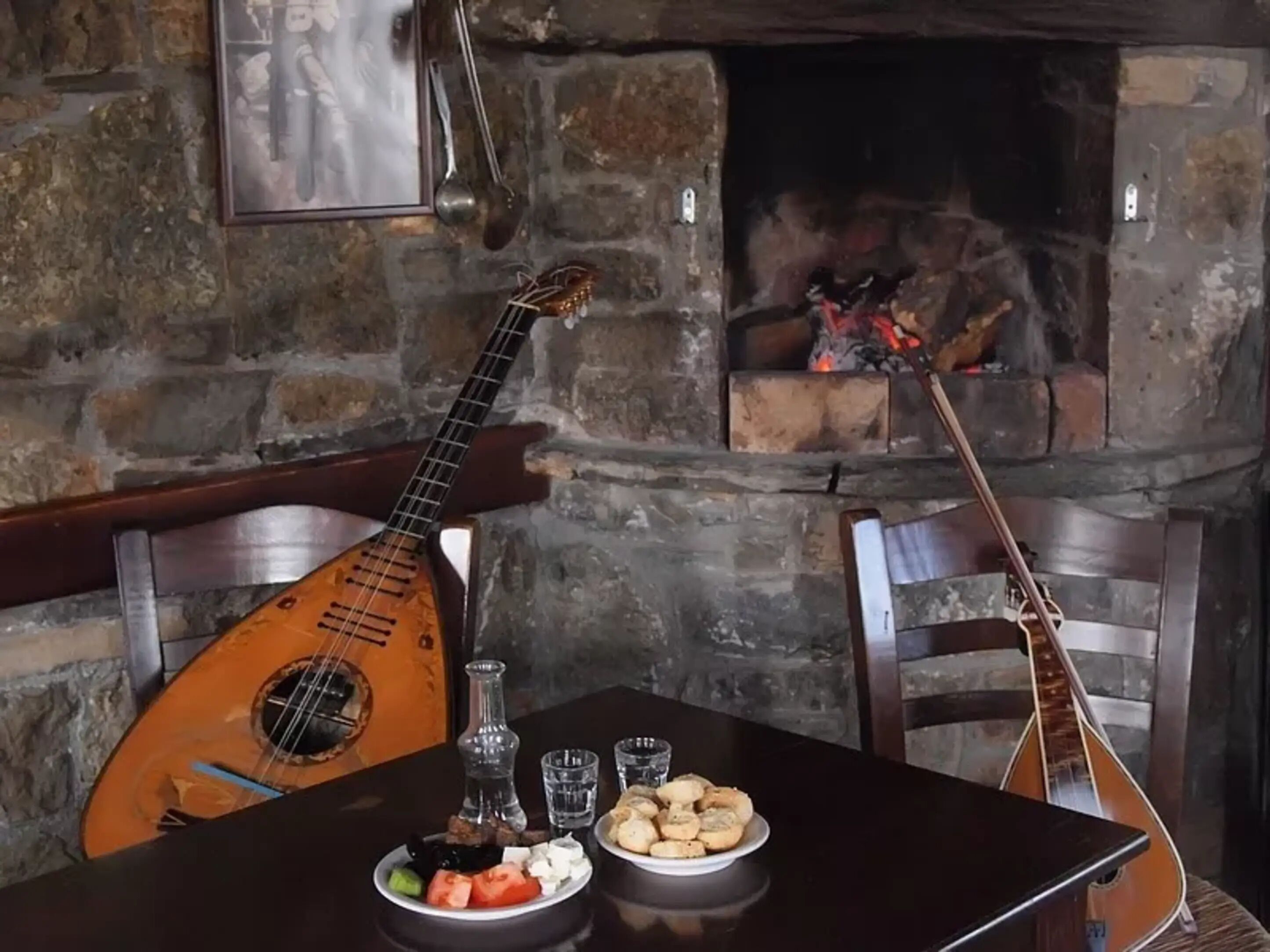 breakfast, lunch, dinner served; greek cuisine