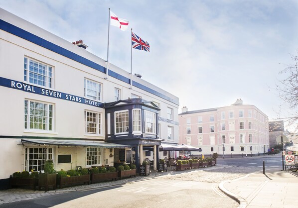 Front of property - Royal Seven Stars Hotel (Totnes)