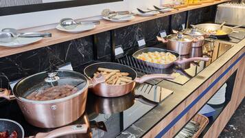 Tägliches inbegriffenes Frühstücksbuffet