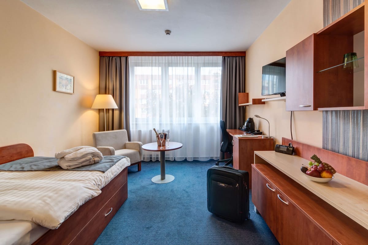 1 bedroom, minibar, in-room safe, desk