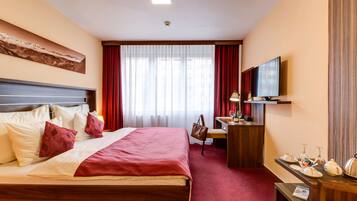 1 bedroom, minibar, in-room safe, desk