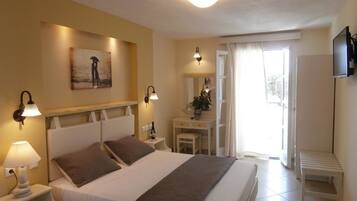 Apartamento, 1 quarto, vista para o mar | Cofres nos quartos, berços grátis, camas extras/dobráveis (sobretaxa)