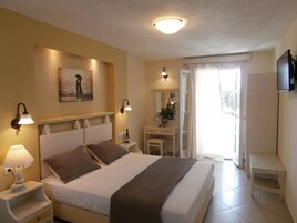 公寓, 1 间卧室, 海景 | 客房内保险箱、免费婴儿床、折叠床/加床（额外收费）、免费 WiFi