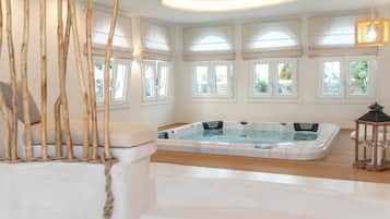 Bain à remous intérieur