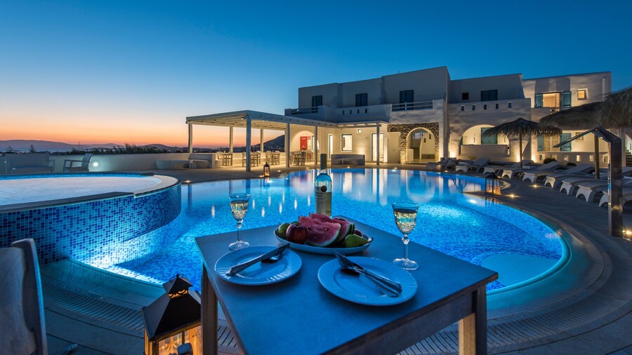 Cycladic Islands Hotel & Spa