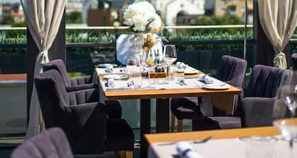 Crystal Hotel Belgrade