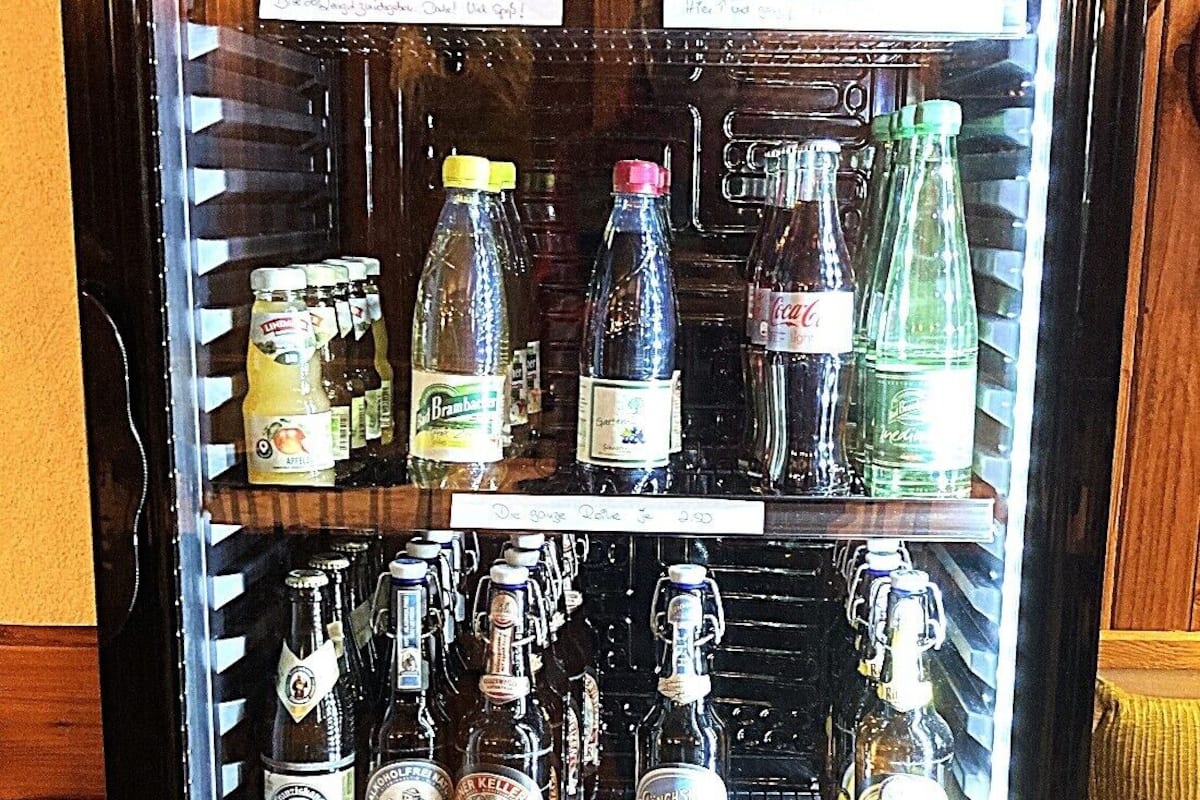 Coffee/tea maker, electric kettle