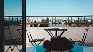 Værelse til 3 personer | Terrasse/gårdhave