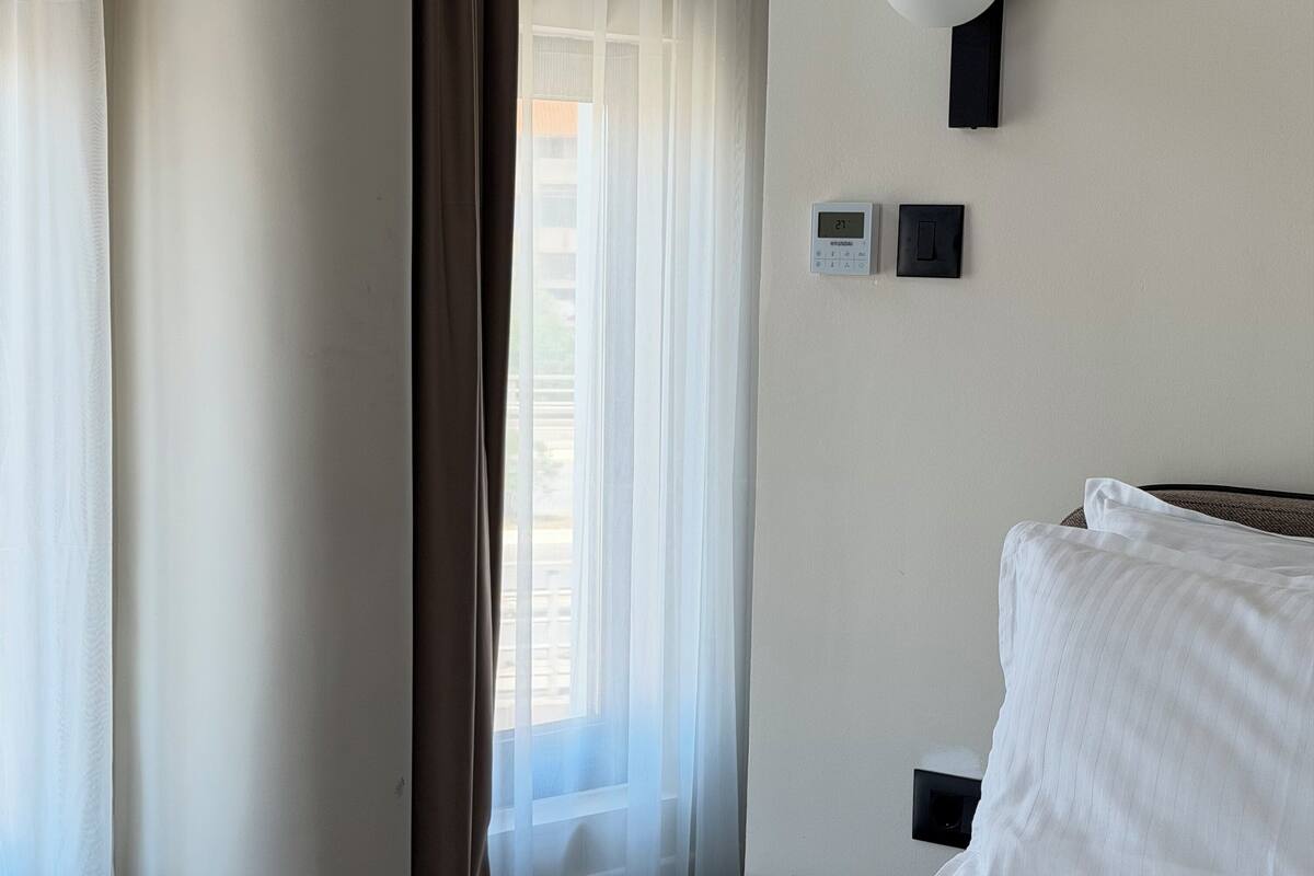 Minibar, in-room safe, desk, blackout curtains