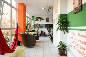 Hallway - Funk Lounge Hostel (Zagreb)