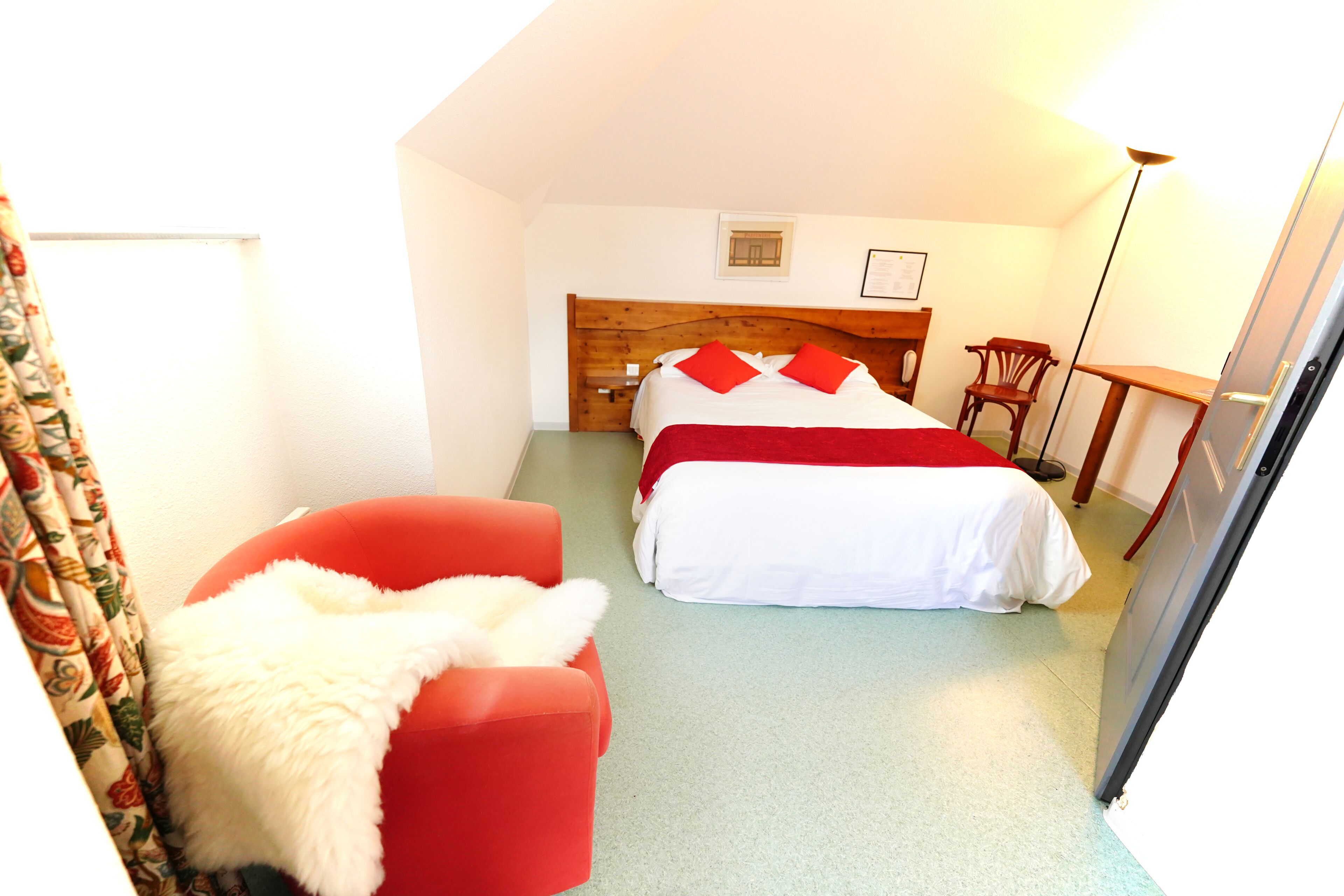 double room | desk, free wifi