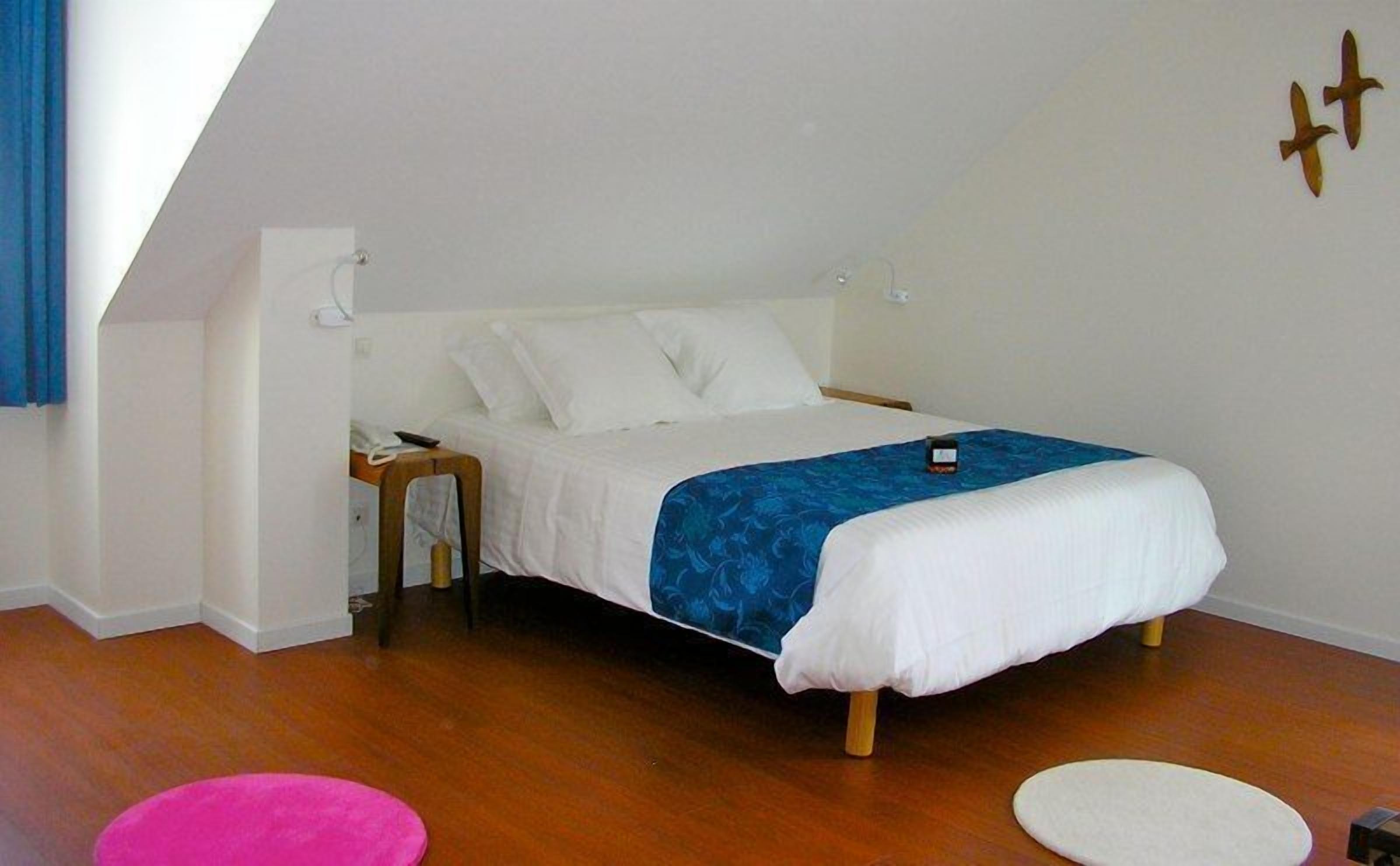 standard double room | desk, free wifi