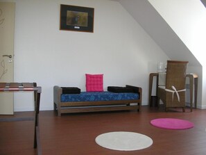 TV - Hôtel le Chevalier Gambette (Saint-Armel)