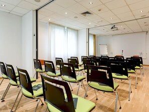 Business center - B&B Hotel Trento (Trento)