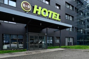 Exterior - B&B Hotel Trento (Trento)