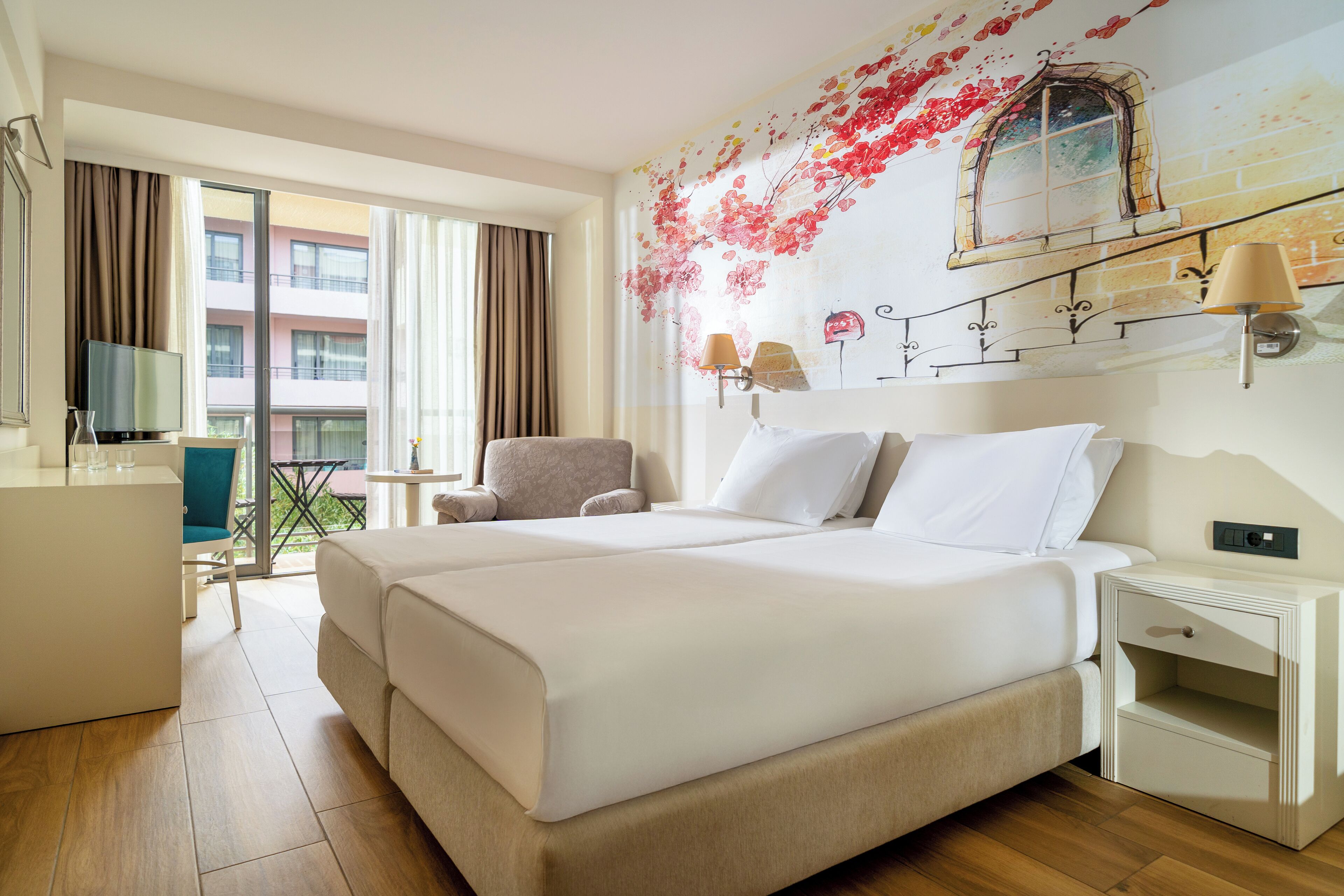 客房内保险箱、特色装修、特色家居、床单