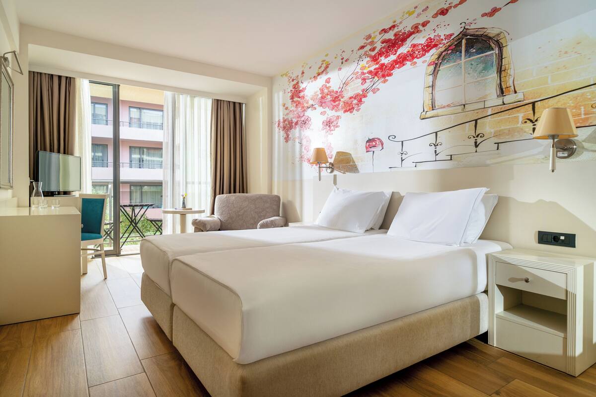 In-room safe, individually decorated, individually furnished, bed sheets