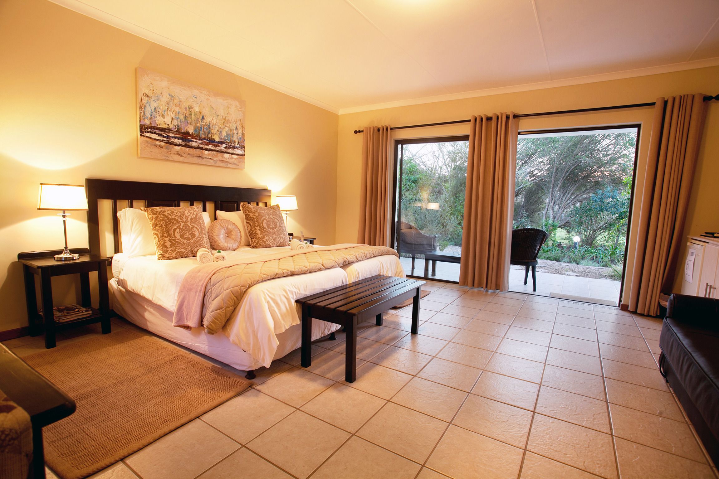 Standard Room | In-room safe, individually decorated, individually furnished