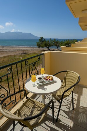 View from room - Mesogios Beach Hotel (Kissamos)