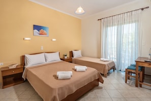 Standard Room, Sea View | Minibar, free WiFi - Mesogios Beach Hotel (Kissamos)