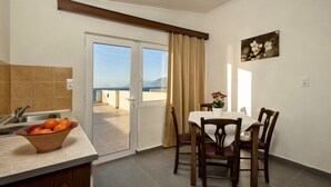 Unclassified image, 5 of 22, button - Mesogios Beach Hotel (Kissamos)