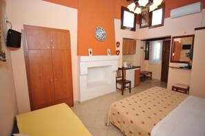 Egyptian cotton sheets, premium bedding, pillowtop beds, in-room safe - Sofia Pension (Rhodes)