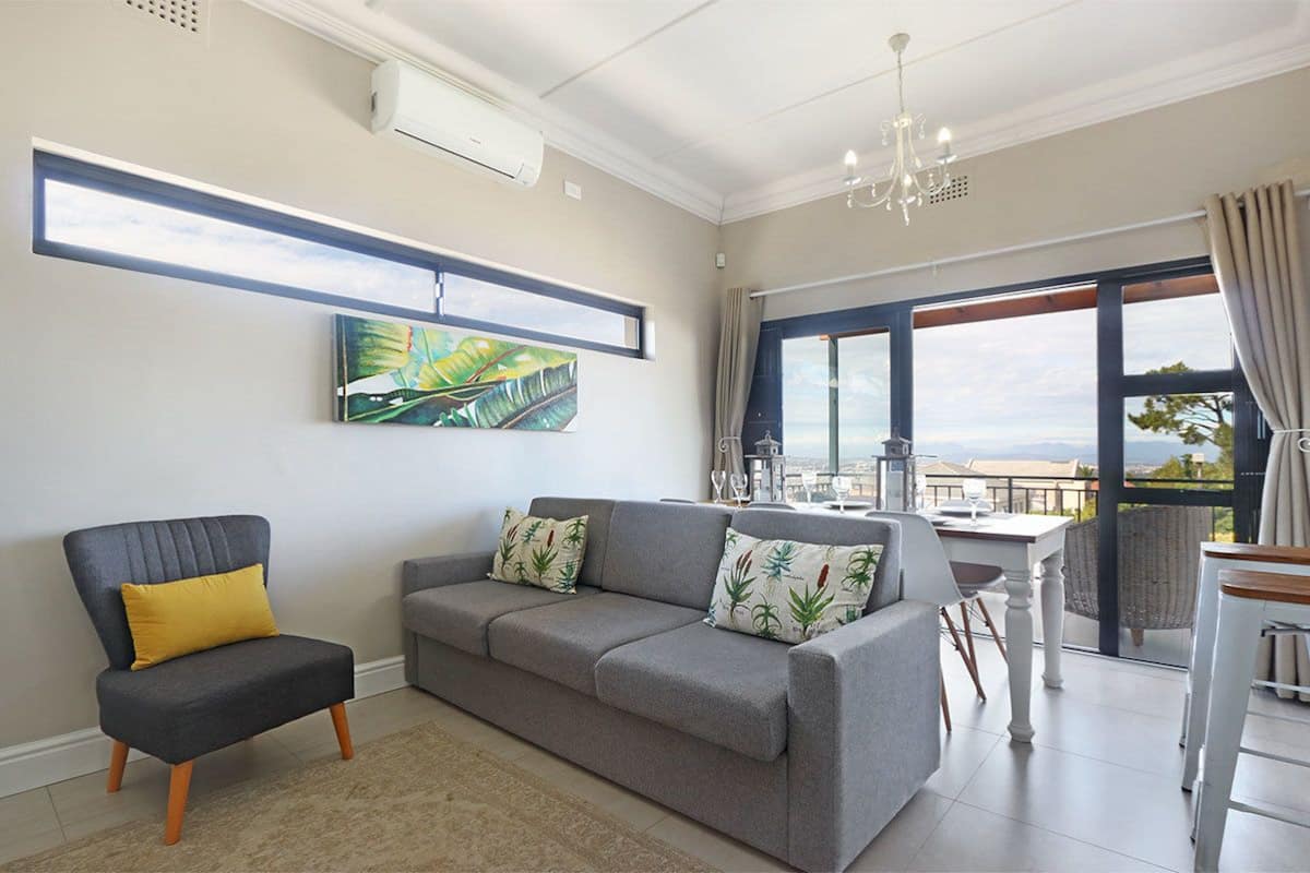 BOUGANVILLE 3 BEDROOM 2 BATHROOM APARTMENT | Hypo-allergenic bedding, memory-foam beds, in-room safe, soundproofing