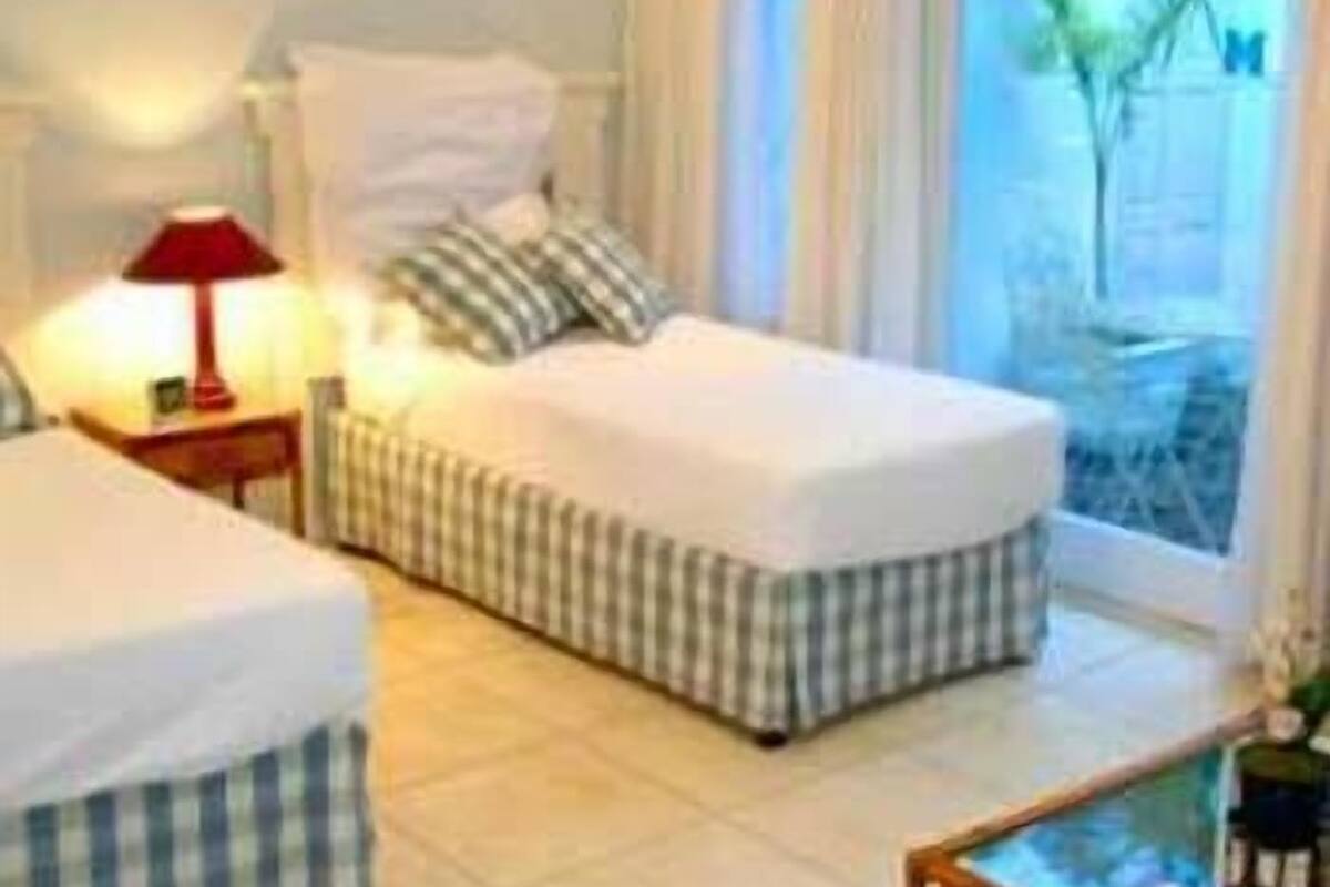 Kamar Double | Brankas dan Wi-Fi gratis