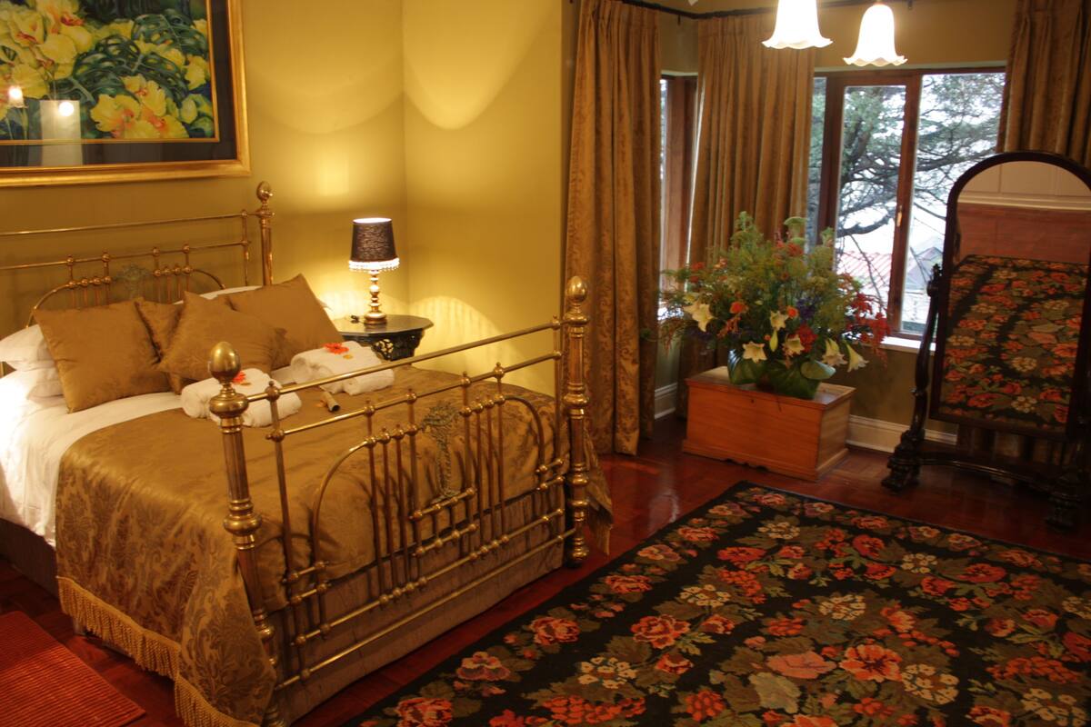 Luxury Suite | Minibar, in-room safe, soundproofing, free WiFi