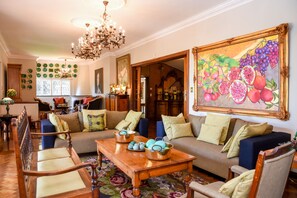 Interior detail - Northcliff Manor Guest House (Randburg)
