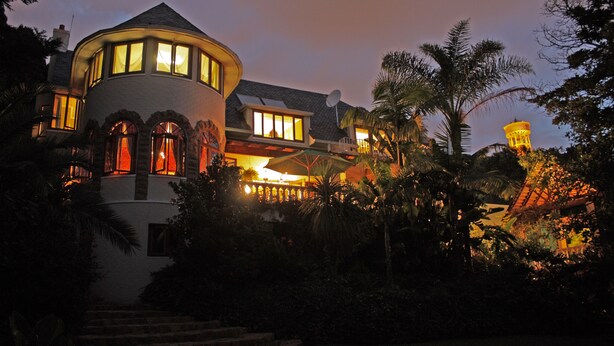 Property grounds - Northcliff Manor Guest House (Randburg)