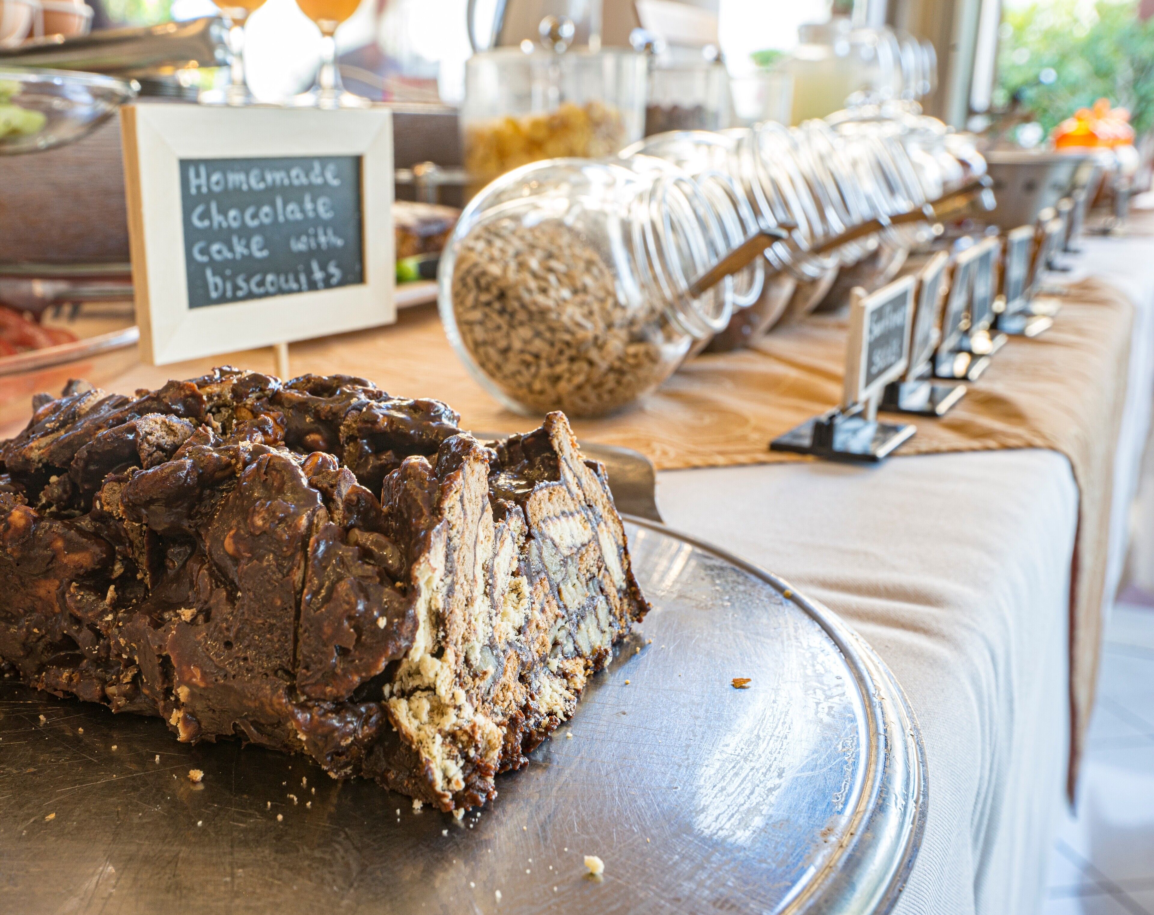 daily buffet breakfast (eur 12 per person)