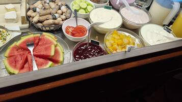 Tägliches inbegriffenes Frühstücksbuffet