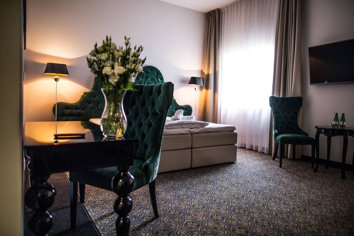 Habitación Deluxe con 2 camas individuales | Minibar, escritorio, insonorización y cunas gratuitas