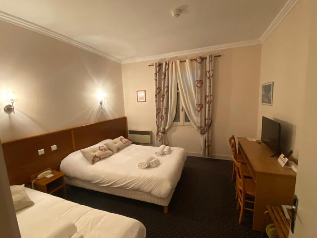 Desk, iron/ironing board (on request), WiFi (free), bed sheets