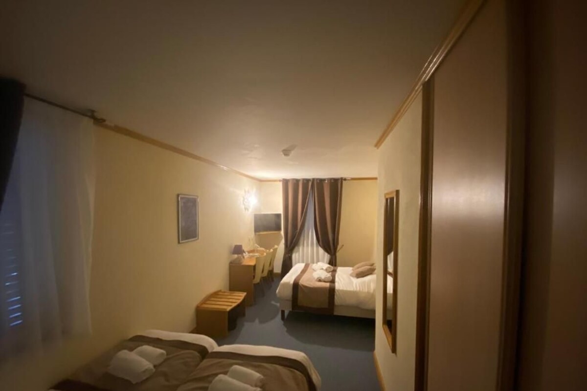 Desk, iron/ironing board (on request), WiFi (free), bed sheets