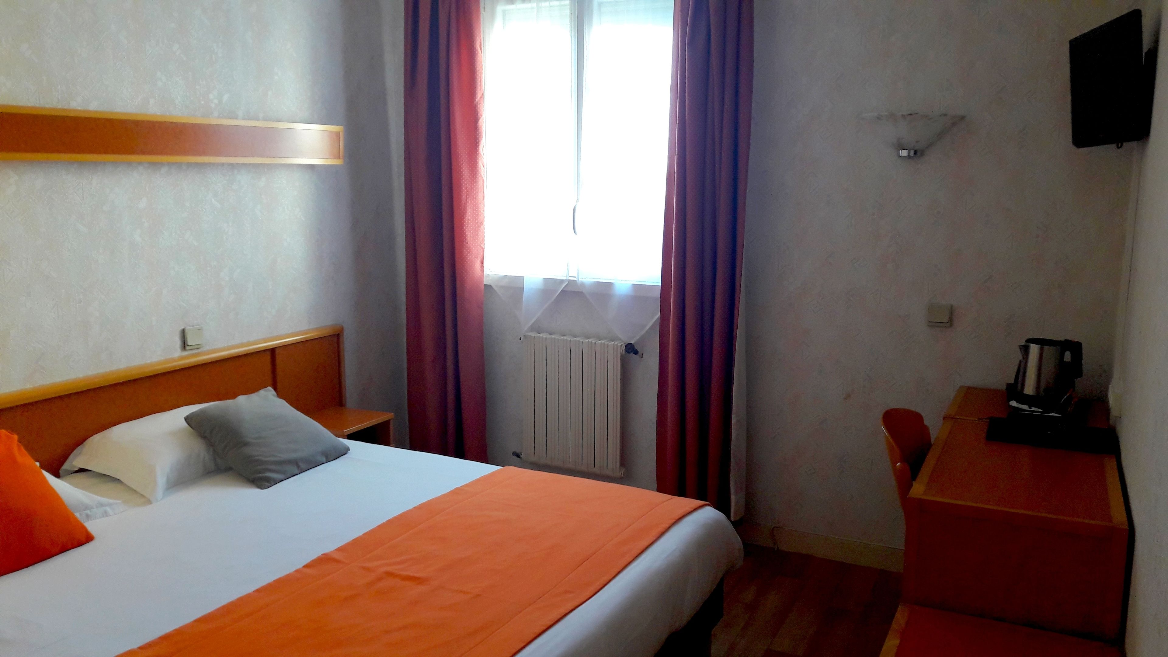 desk, blackout curtains, free wifi